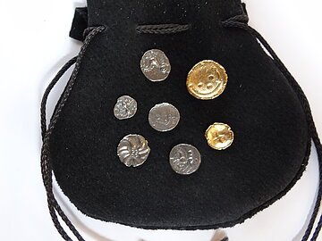 Keltische Münzen im Beutel